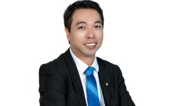 王小元    副教授